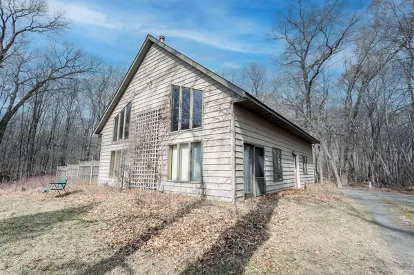 2415 Cherry DR, Osceola, WI 54020