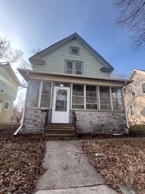 1216 Ross AVE,  Saint Paul,  MN 55106