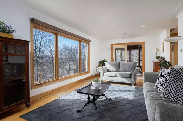 La Crescent Twp, MN 55947,605 Sportsmans Valley RD N