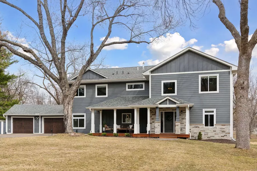 3835 Shady Oak RD, Minnetonka, MN 55305