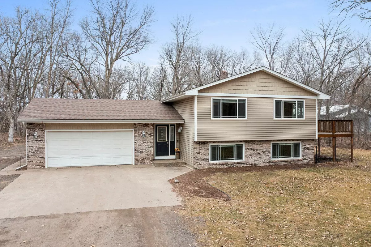 Isanti, MN 55040,99 268th LN NE