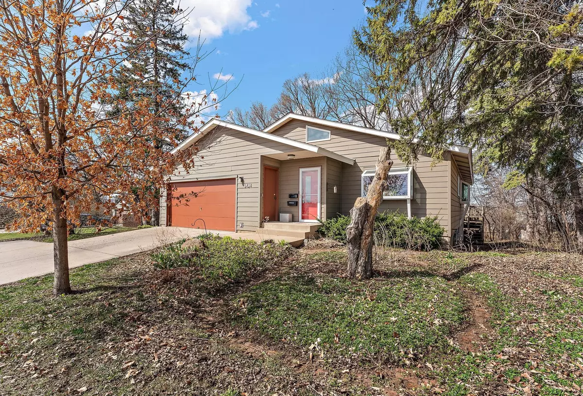 Saint Anthony, MN 55418,3424 Silver Lake RD NE