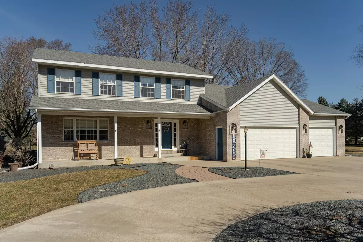 Rochester, MN 55906,1521 Ridge DR NE