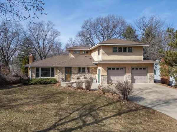 9650 14th AVE S, Bloomington, MN 55425