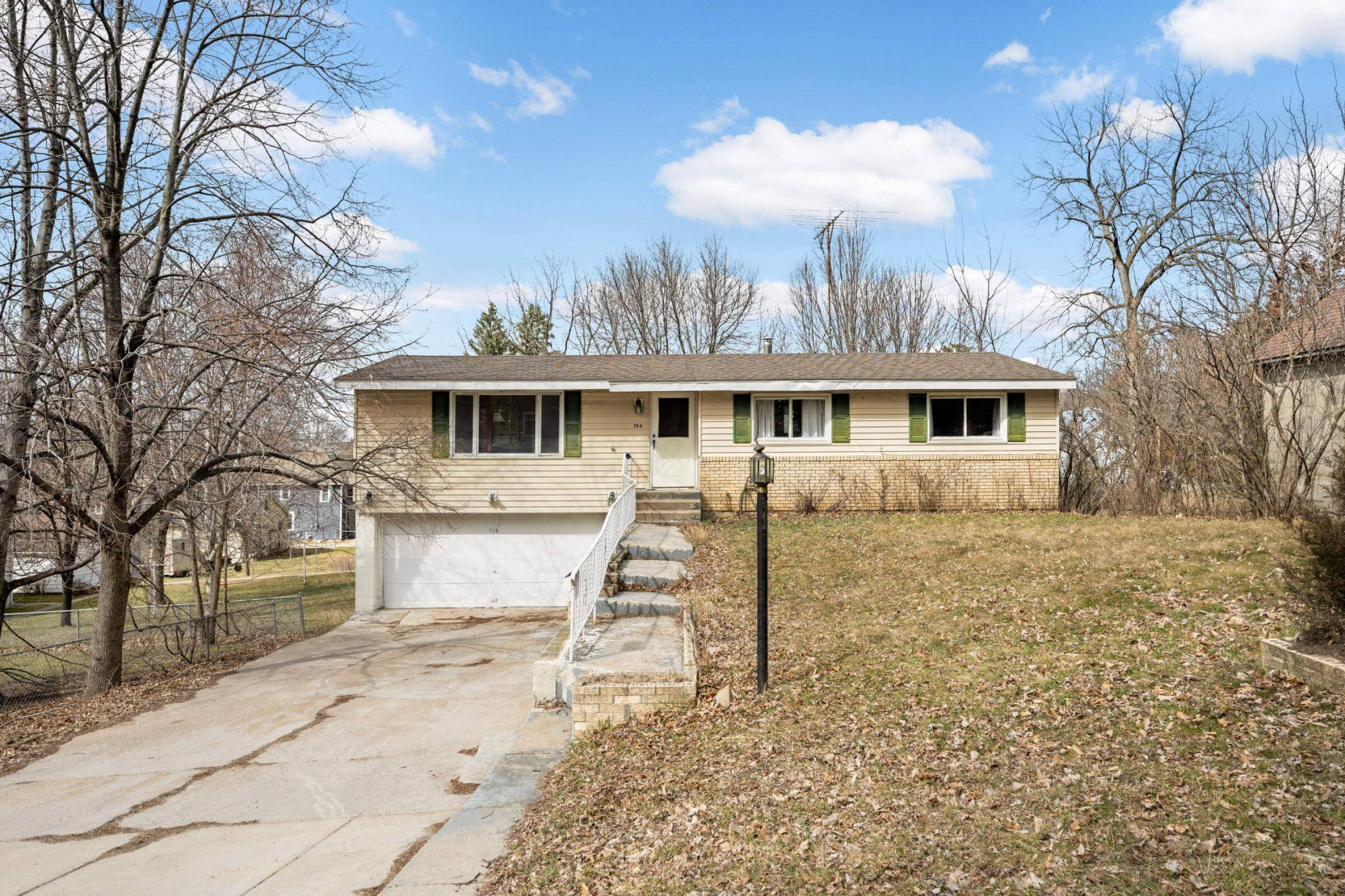 106 Park ST W, Cannon Falls, MN 55009