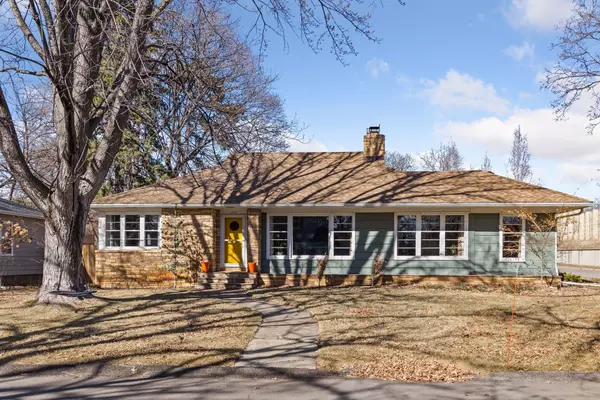 Edina, MN 55436,4600 Cascade LN