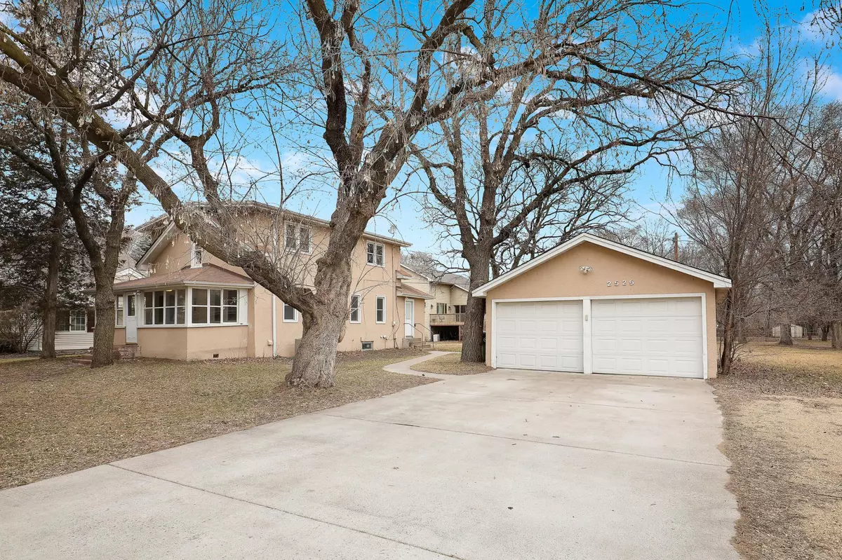 Mounds View, MN 55112,2525 County Road I