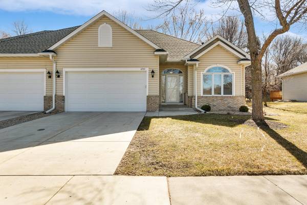 4289 Priorwood ST SE,  Prior Lake,  MN 55372