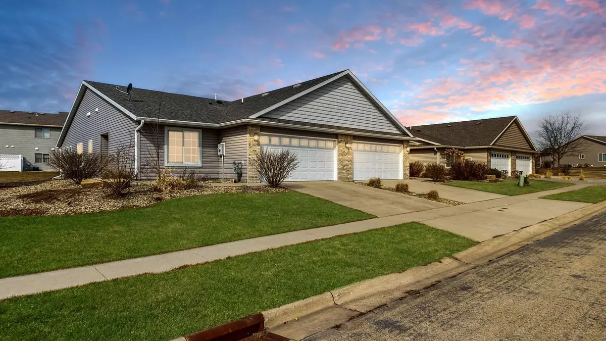 Rochester, MN 55904,2697 Hawk Ridge CT SE