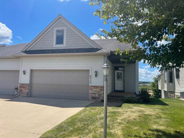 2447 Superior LN NW,  Rochester,  MN 55901