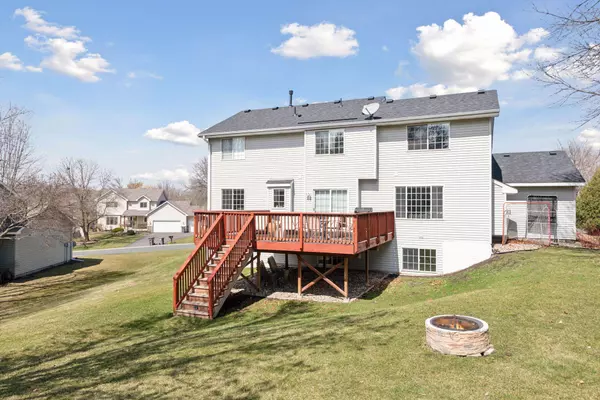 Chanhassen, MN 55317,1797 Valley Ridge TRL N