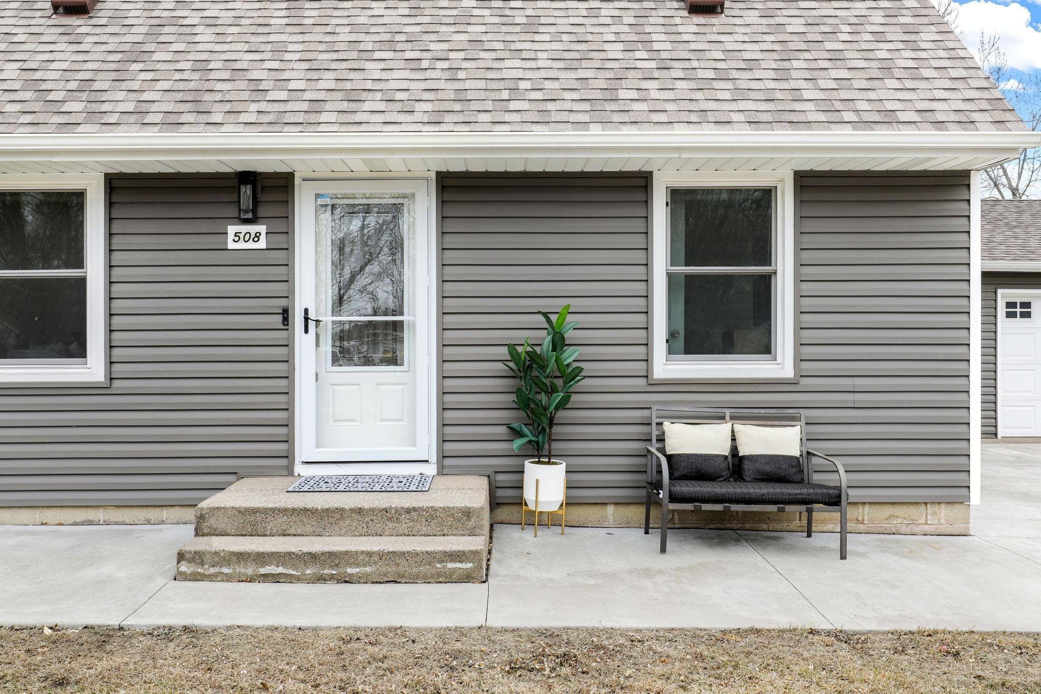 Coon Rapids, MN 55448,508 109th AVE NW