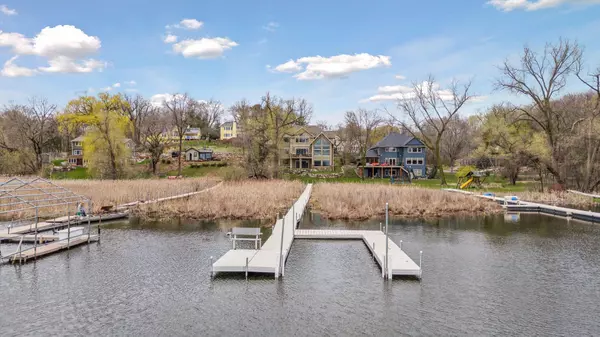 Chanhassen, MN 55317,675 Pleasant View RD