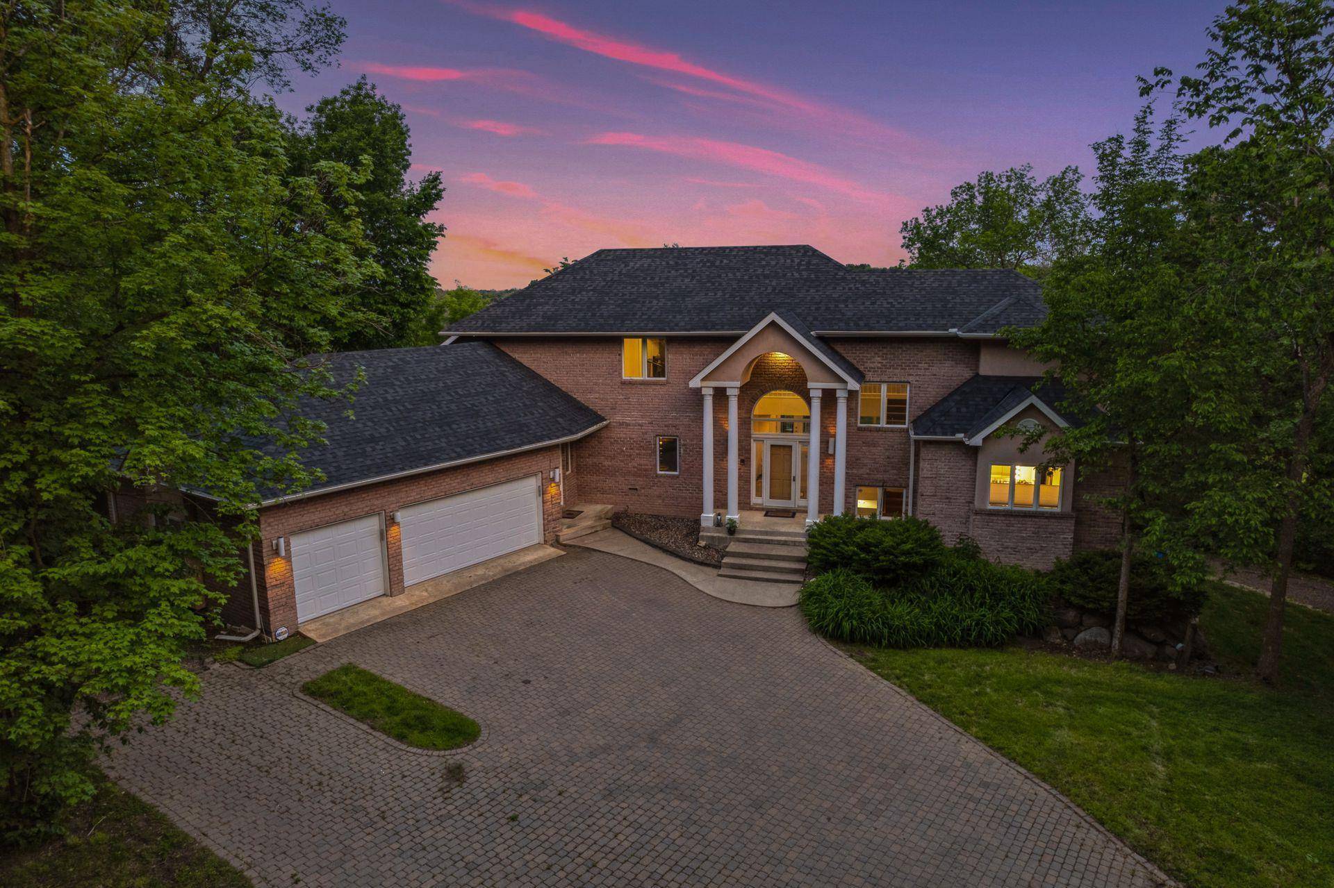 Jordan, MN 55352,465 W 220th ST