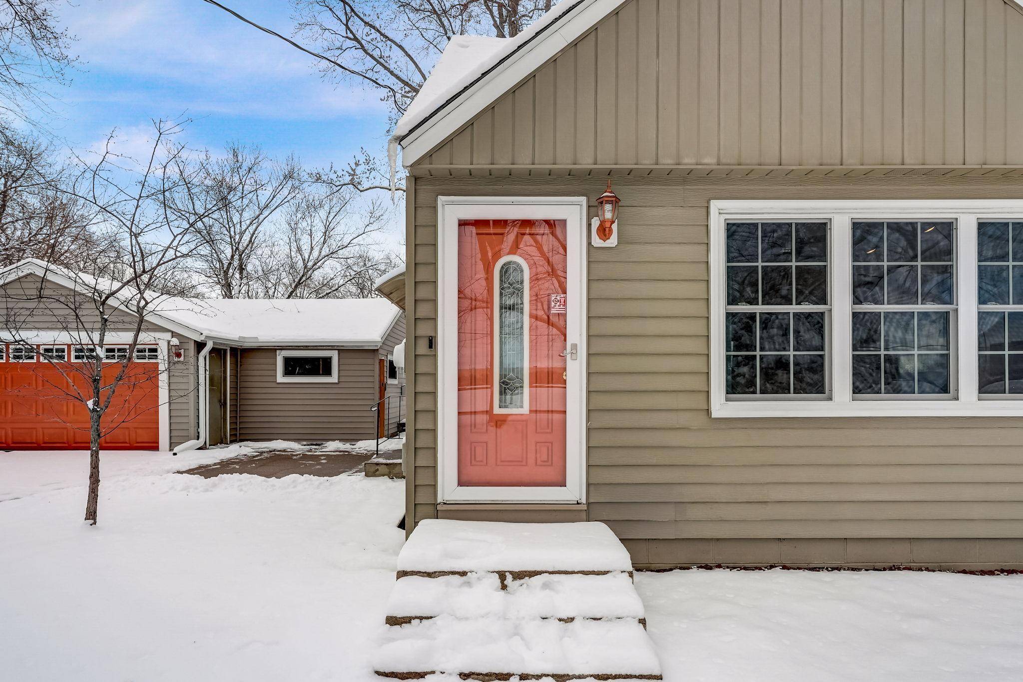 Fridley, MN 55432,1390 69th AVE NE