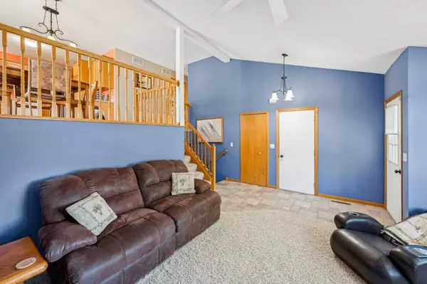 Buffalo, MN 55313,402 13th AVE NE