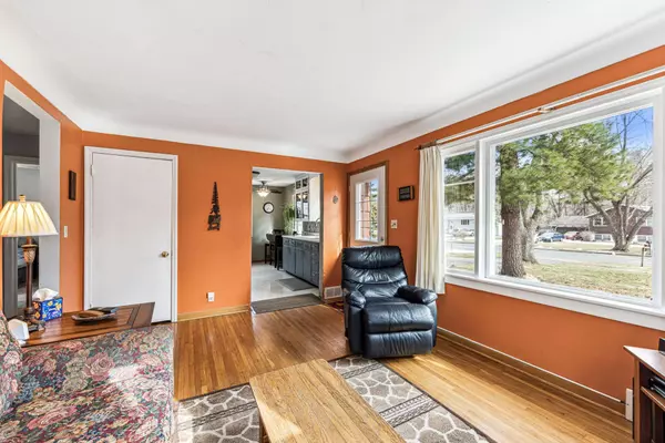 Shoreview, MN 55126,1037 Island Lake AVE