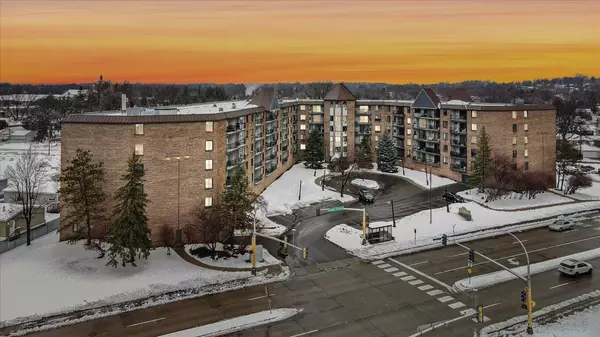 2601 Kenzie TER #226, Saint Anthony, MN 55418