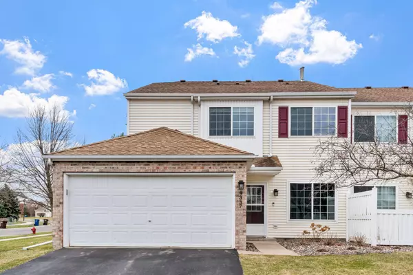 9337 Inland LN N, Maple Grove, MN 55311
