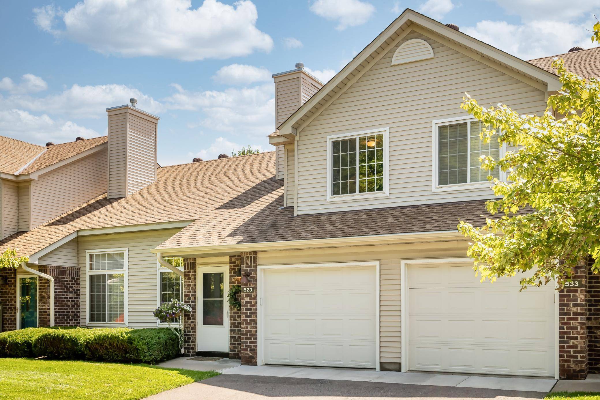 New Brighton, MN 55112,523 Old Town DR