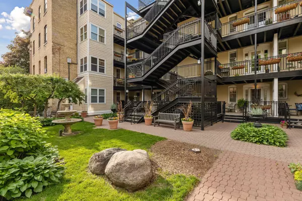 Saint Paul, MN 55102,436 Portland AVE #14