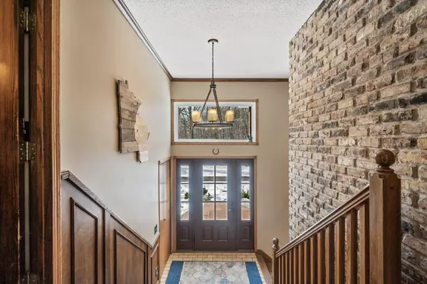 Forest Lake, MN 55025,6880 Greenway LN