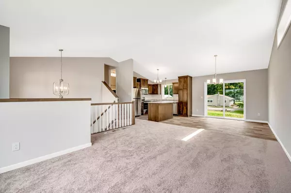 Rock Creek, MN 55063,7432 Rolling Meadows CIR