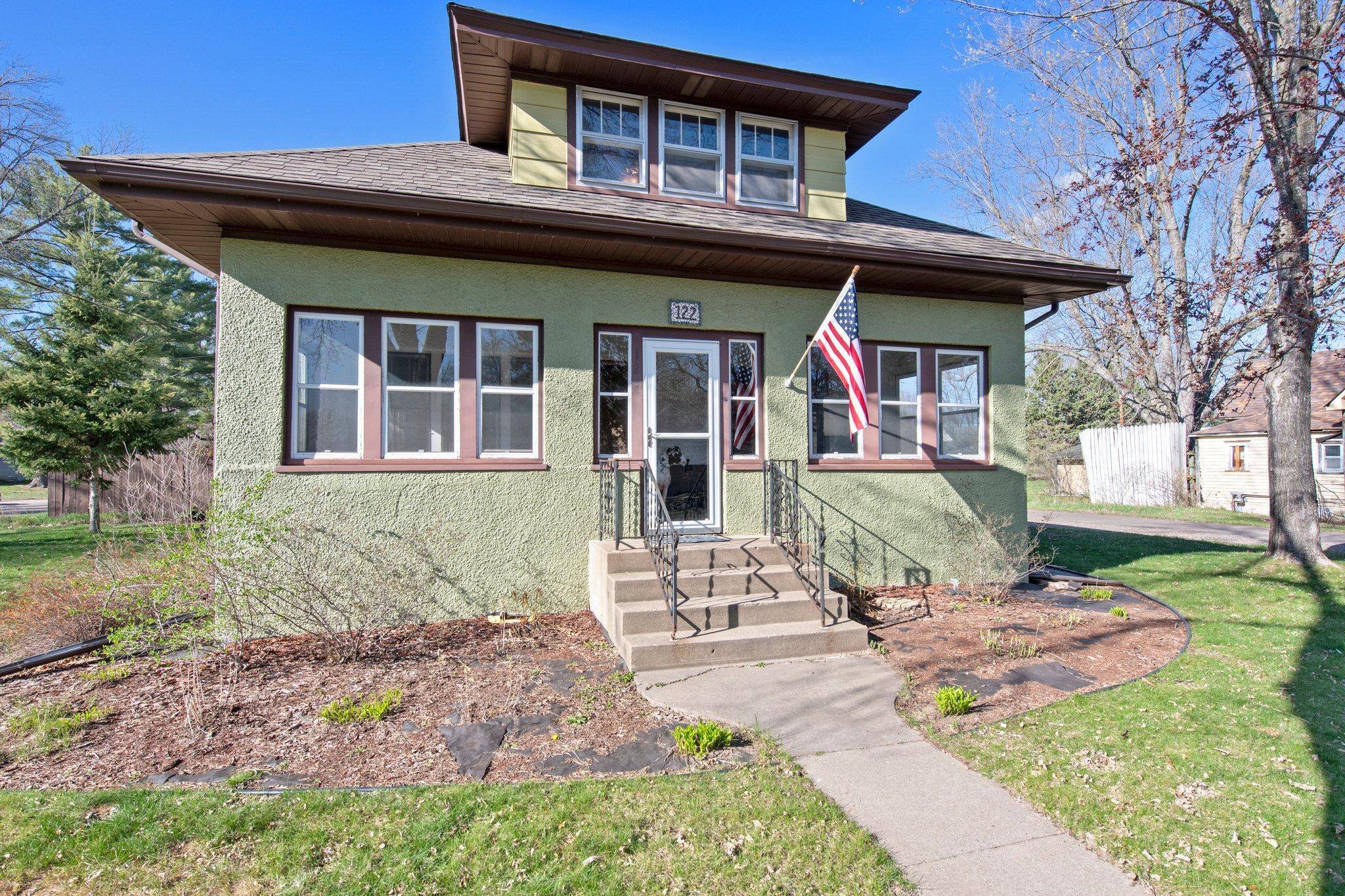 Isanti, MN 55040,122 Elizabeth ST SW
