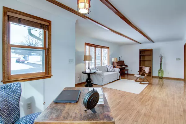 Hudson, WI 54016,126 9th ST