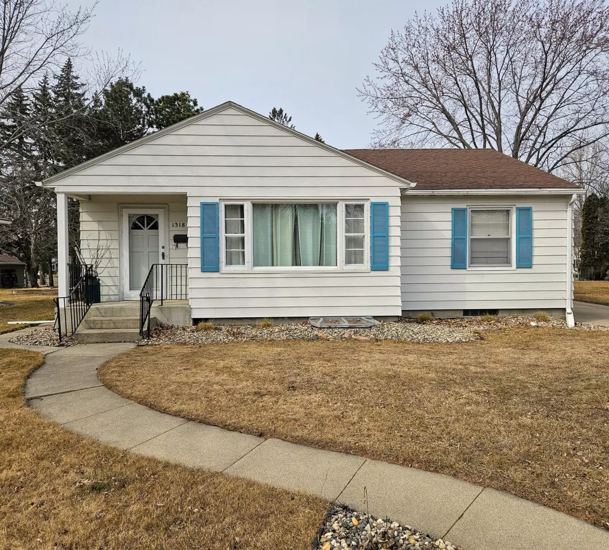 Alexandria, MN 56308,1318 Elm ST