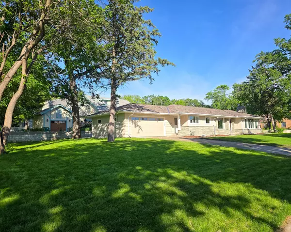 Robbinsdale, MN 55422,4400 Josephine LN