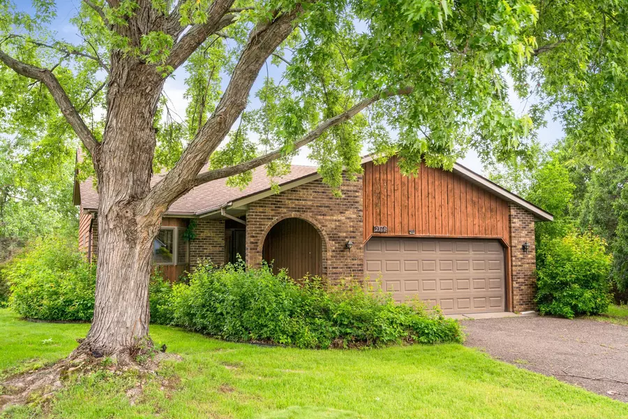 2360 Bayberry AVE, Stillwater, MN 55082