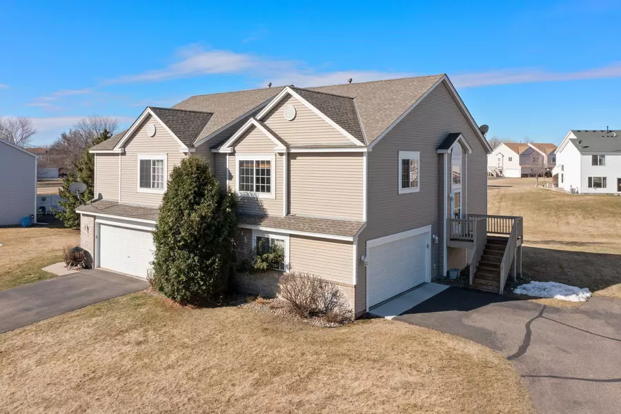 15655 Finch AVE, Apple Valley, MN 55124