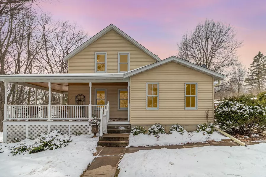 618 130th ST, Roberts, WI 54023