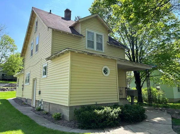 Montevideo, MN 56265,206 S 10th ST