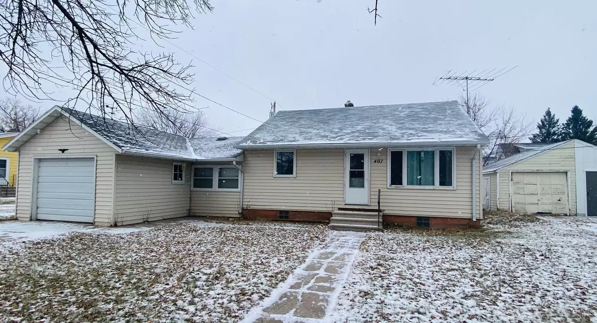 Mahnomen, MN 56557,407 W Garfield AVE