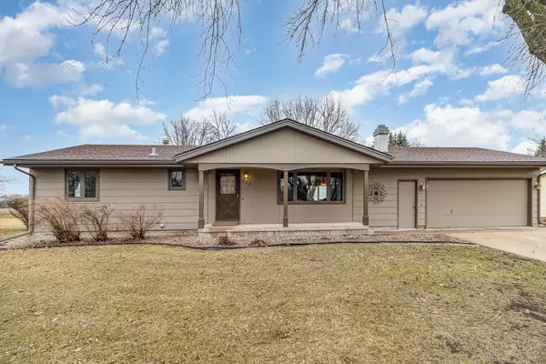 Le Sueur, MN 56058,133 Windsor DR