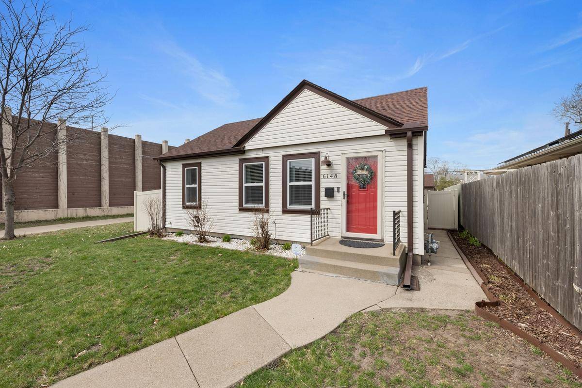 6148 Clinton AVE, Minneapolis, MN 55419