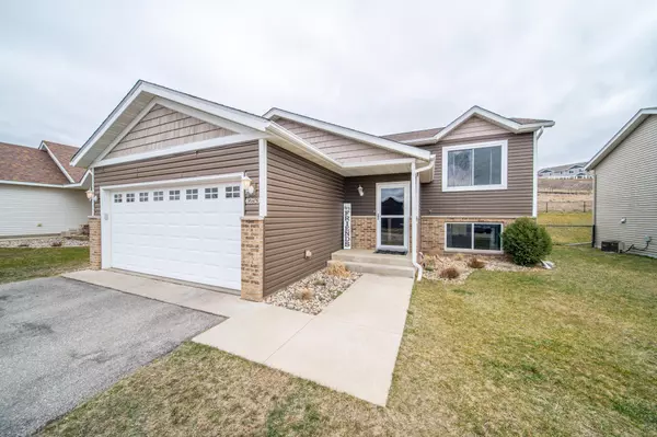 Rochester, MN 55904,4253 Trumpeter DR SE