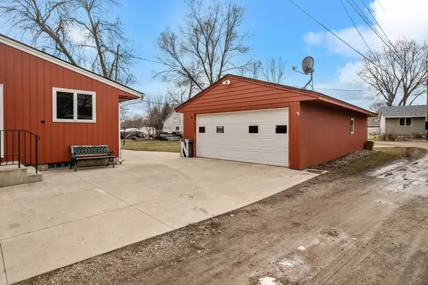 Shakopee, MN 55379,724 Shumway ST S