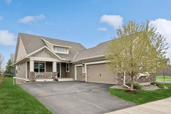 15658 Eddington WAY,  Apple Valley,  MN 55124