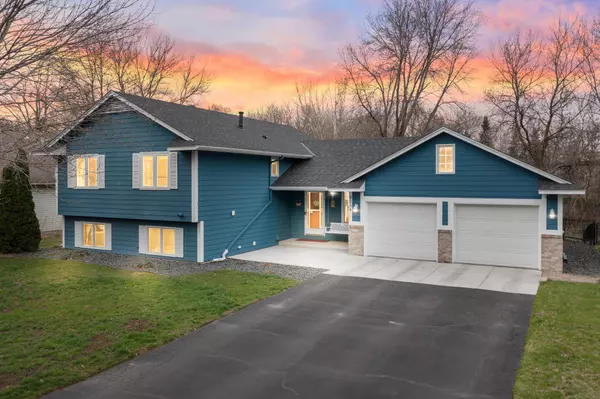 8054 Hayes ST NE, Spring Lake Park, MN 55432