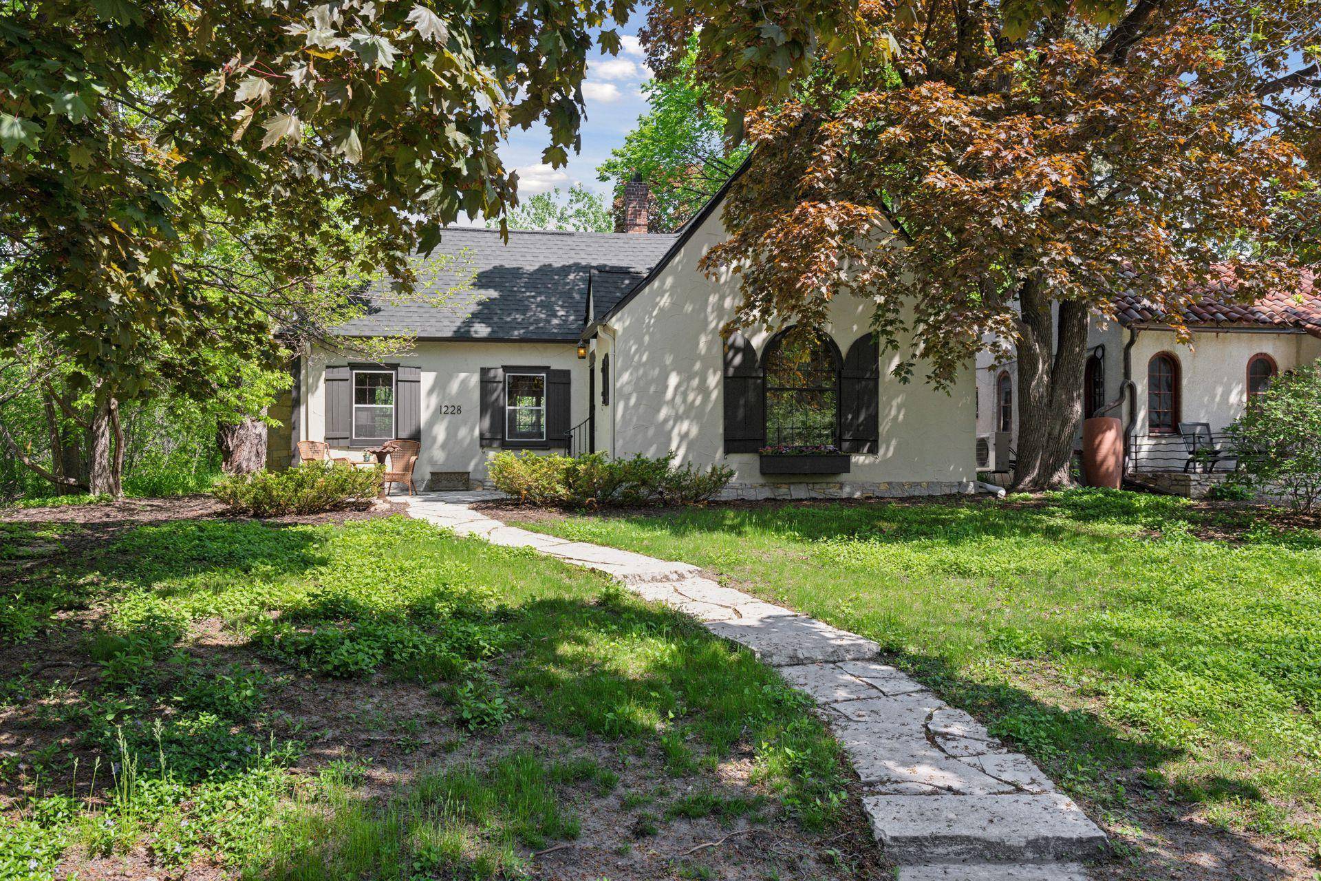 1228 Cedar Lake RD S, Minneapolis, MN 55416