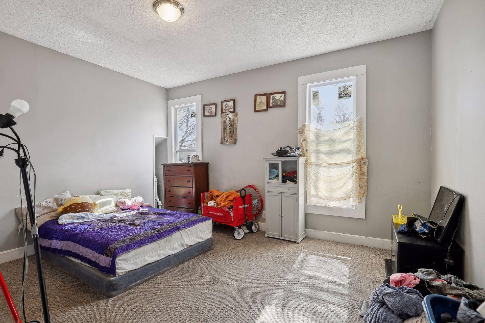 Saint Paul, MN 55106,1667 Ames AVE