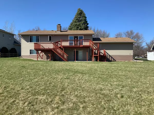 North Mankato, MN 56003,1539 Nottingham DR
