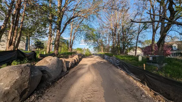 Orono, MN 55356,185 Landmark DR