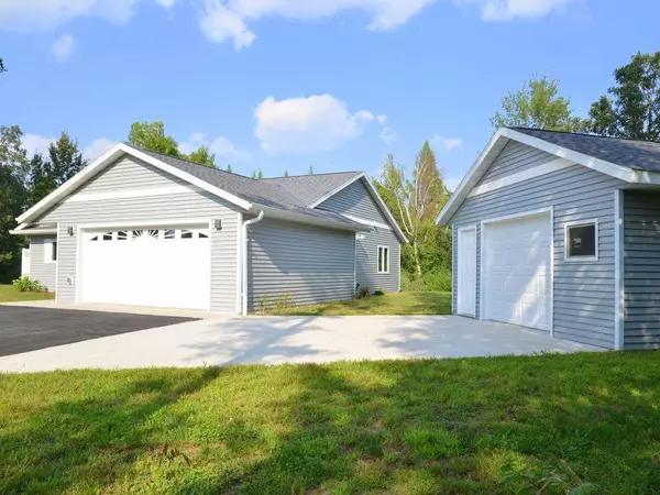 Menahga, MN 56464,36356 149th AVE