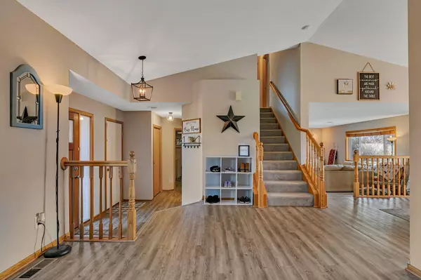 Albertville, MN 55301,5492 Lambert AVE NE