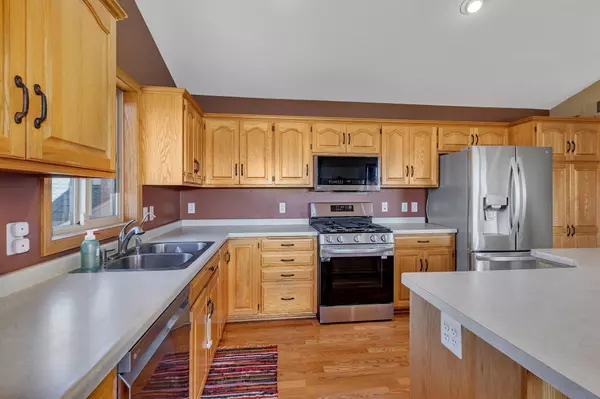 Cold Spring, MN 56320,210 16th AVE S