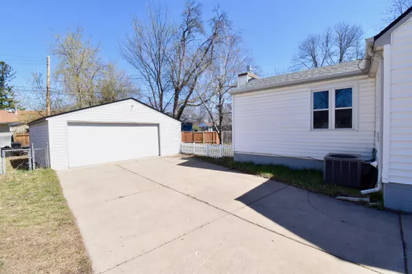 Fridley, MN 55421,173 Gibraltar RD